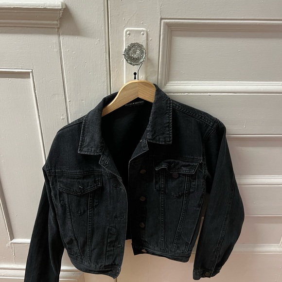 Cropped black denim jacket - Picture 2 of 4
